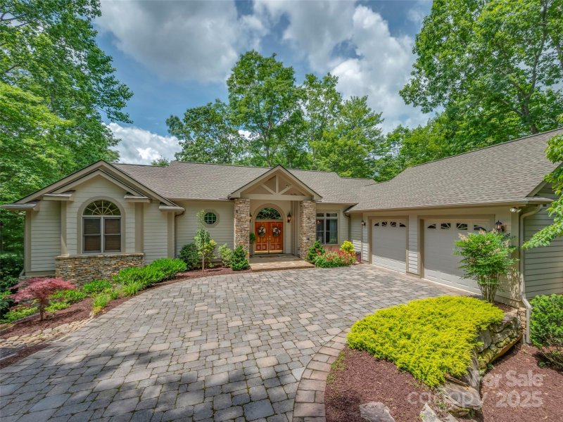 Property image 2 at 206 Tom Fazio Trace, Hendersonville, NC 28739