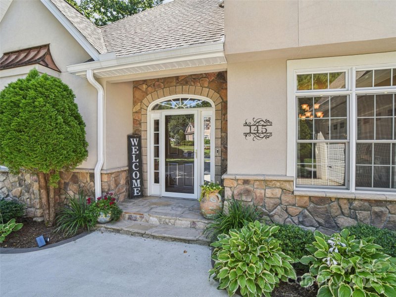 Property image 5 at 145 Fernbrook Way, Hendersonville, NC 28791