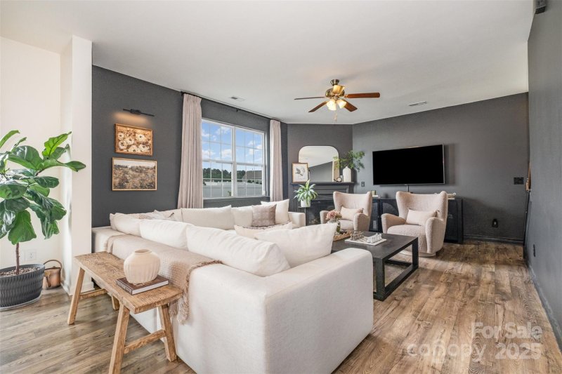 Property image 2 at 1624 Savory Lane, Charlotte, NC 28216