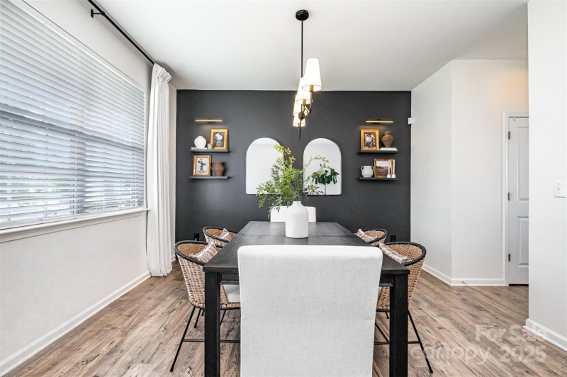 Property image 3 at 1624 Savory Lane, Charlotte, NC 28216