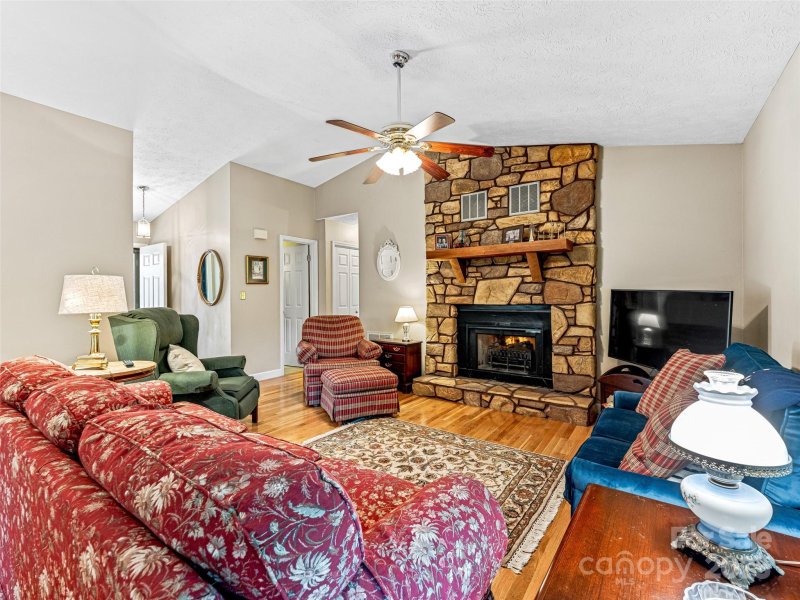 Timberlake, Etowah Community