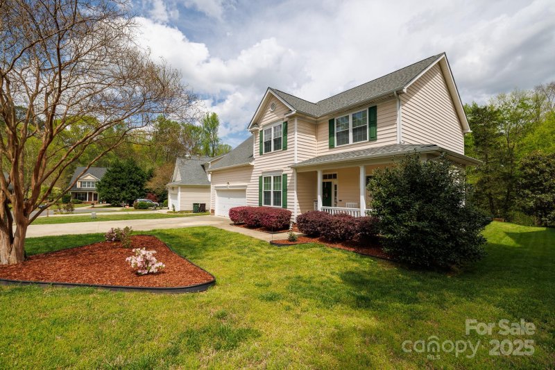 Property image 3 of 1540 Coatsworth Lane in Ashley Park, Rock Hill, SC 29732