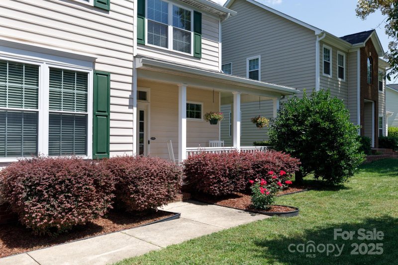 Property image 4 of 1540 Coatsworth Lane in Ashley Park, Rock Hill, SC 29732