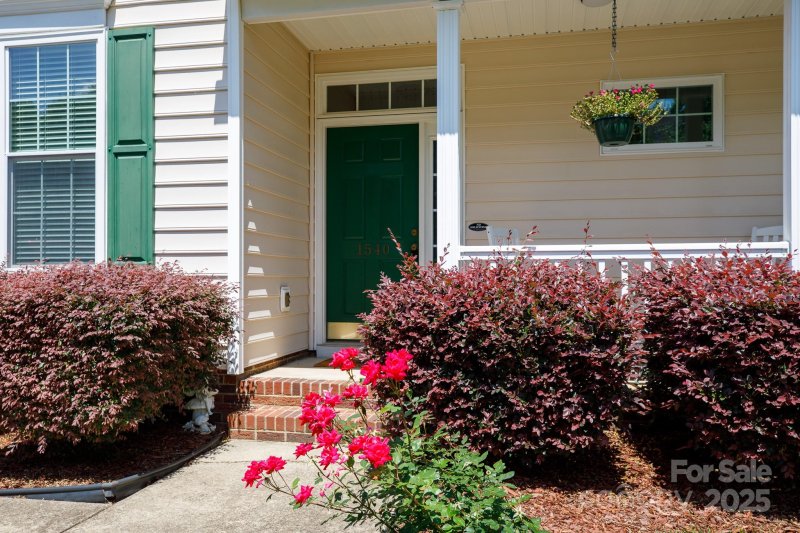 Property image 5 of 1540 Coatsworth Lane in Ashley Park, Rock Hill, SC 29732