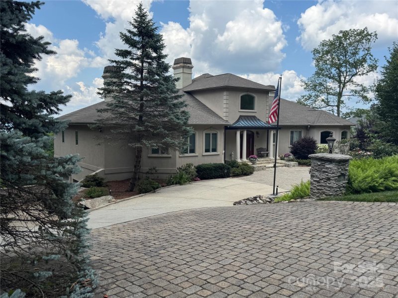 121 Berry Creek Drive