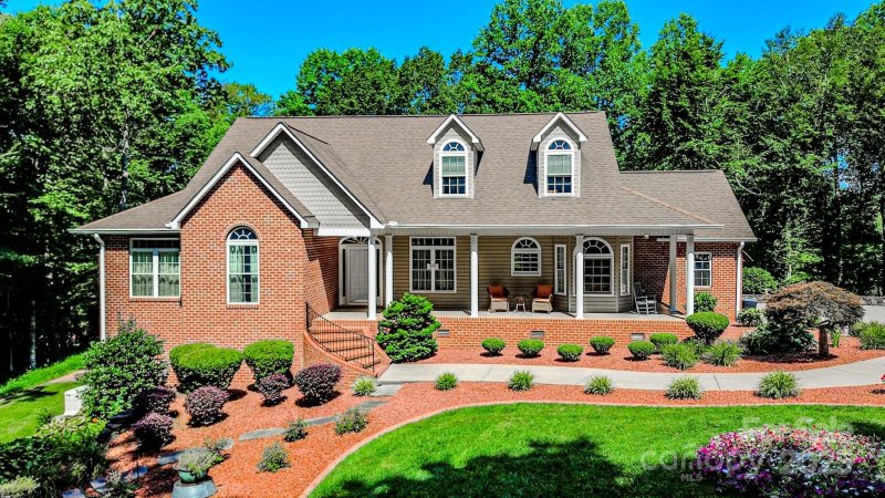 133 Sassafras Hill Drive