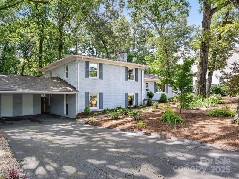 Property image 2 at 4618 Emory Lane, Charlotte, NC 28211