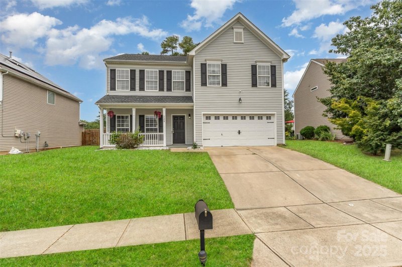 Property image 3 of 528 Goodloe Drive in The Settlements at Withrow Downs, Charlotte, NC 28262