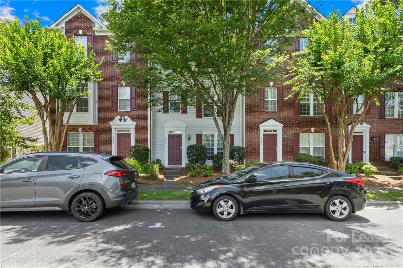 8043 Bristle Toe Lane