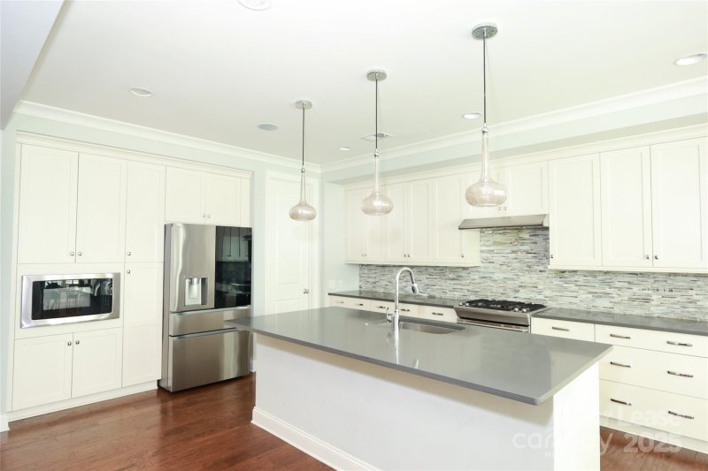 Property image 5 of 13620 Castleford Drive in Cheval, Mint Hill, NC 28227