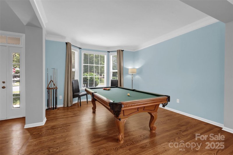 Property image 5 of 10104 Treetop Lane in Weatherstone Manor, Cornelius, NC 28031