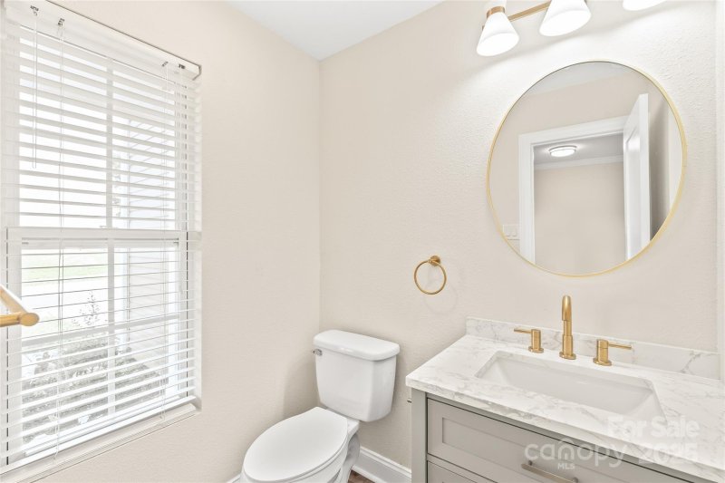 Property image 4 at 6430 Matlea Court, Charlotte, NC 28215