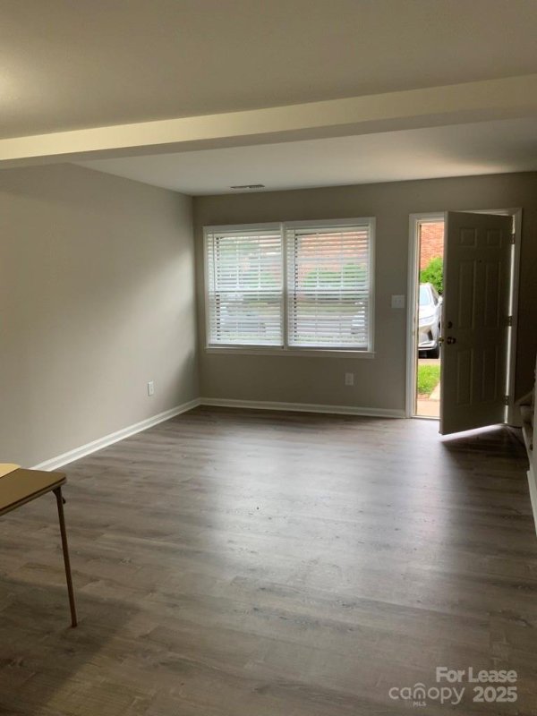 Property image 2 of 6260 Old Pineville Road in Carriage House, Charlotte, NC 28217