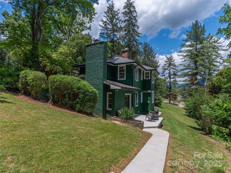 Fibreville-Skyland Terrace, Canton Community