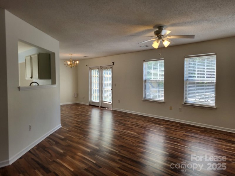 Property image 4 of 5925 Hidden Meadow Lane in Highland Creek, Charlotte, NC 28269