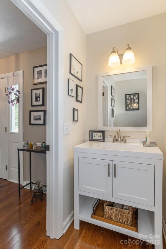 Property image 5 at 112 Underhill Road, Hendersonville, NC 28792