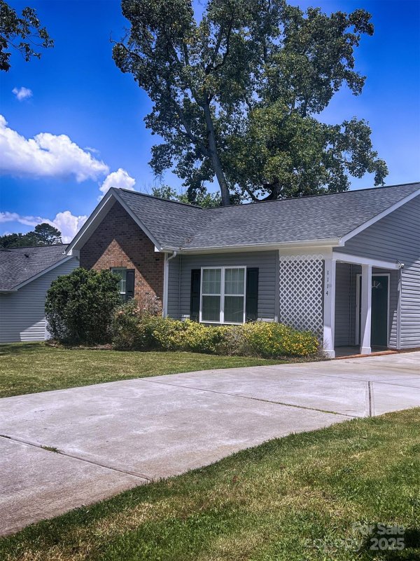 Property image 3 of 1114 Cason Street in Linford Park, Belmont, NC 28012