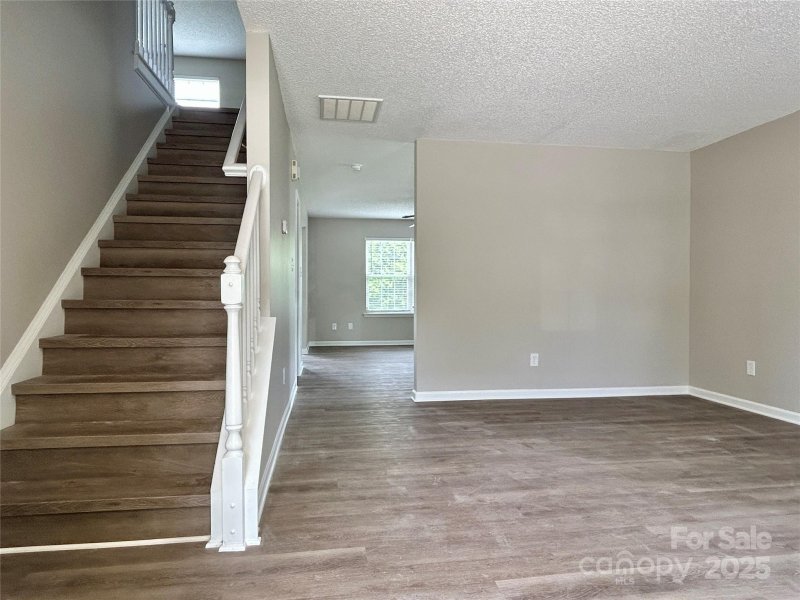 Property image 3 of 4424 Staffordshire Lane in Coventry, Charlotte, NC 28213