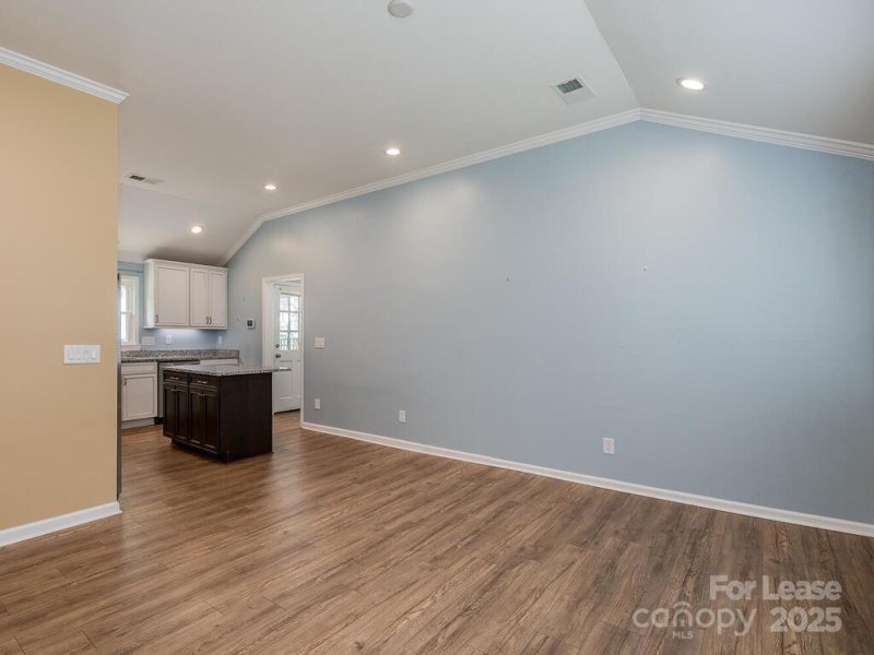 Property image 5 at 325 Clearbrook Road, Matthews, NC 28105