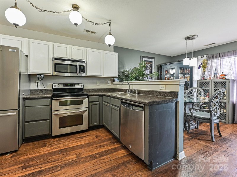 Property image 2 at 7024 Sunman Road, Charlotte, NC 28216