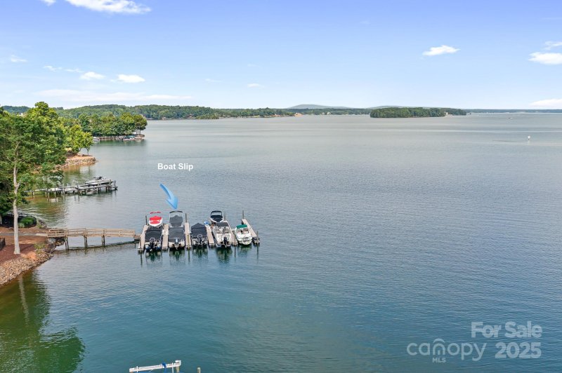 Property image 3 at 114 Thurstons Way, Mooresville, NC 28117