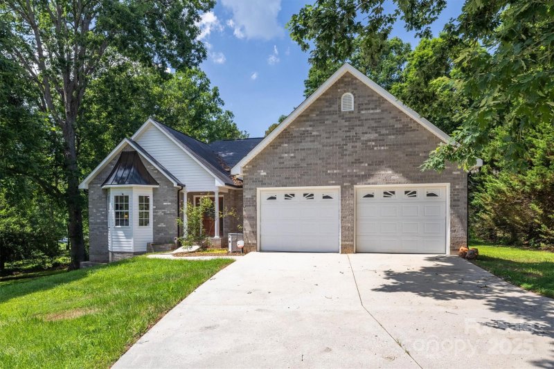 Property image 2 at 2763 W Winds Drive, Morganton, NC 28655