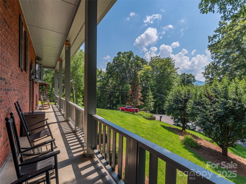 Property image 3 of 57 Chateau Place in Forest Park, Waynesville, NC 28785