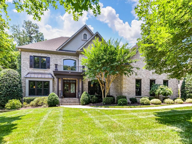 Property image 2 at 18618 Rollingdale Lane, Davidson, NC 28036