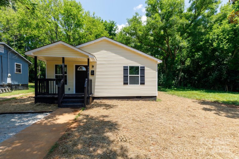 Sunset Park, Rock Hill Community
