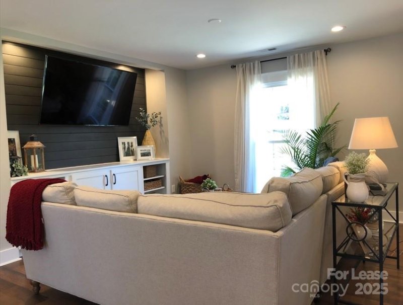 Property image 4 at 9524 Deer Spring Lane, Charlotte, NC 28210