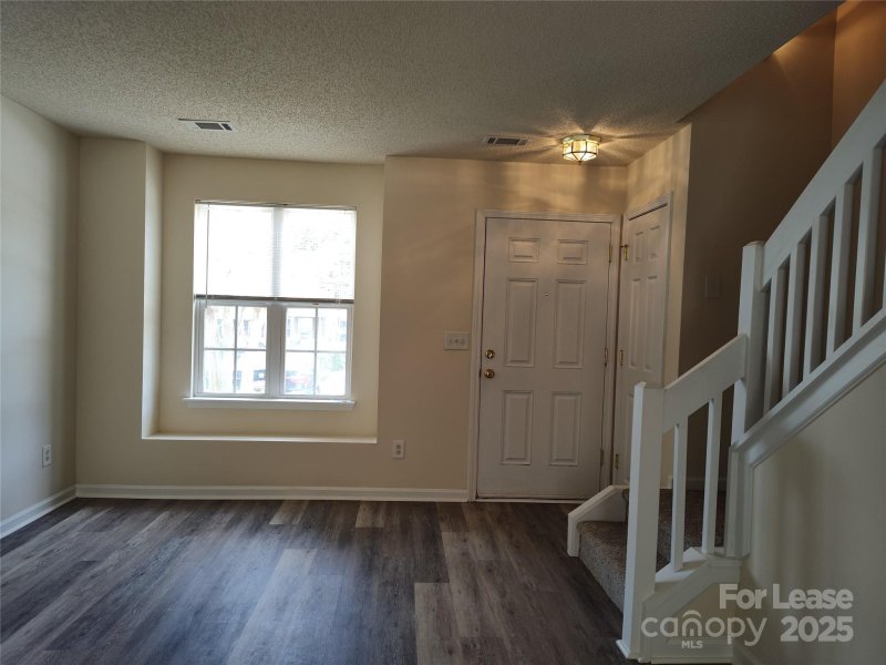 Property image 4 at 3209 Blythe Ridge Court, Charlotte, NC 28213