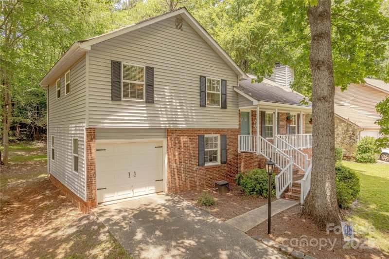 Property image 2 at 6418 Tivoli Court, Charlotte, NC 28211