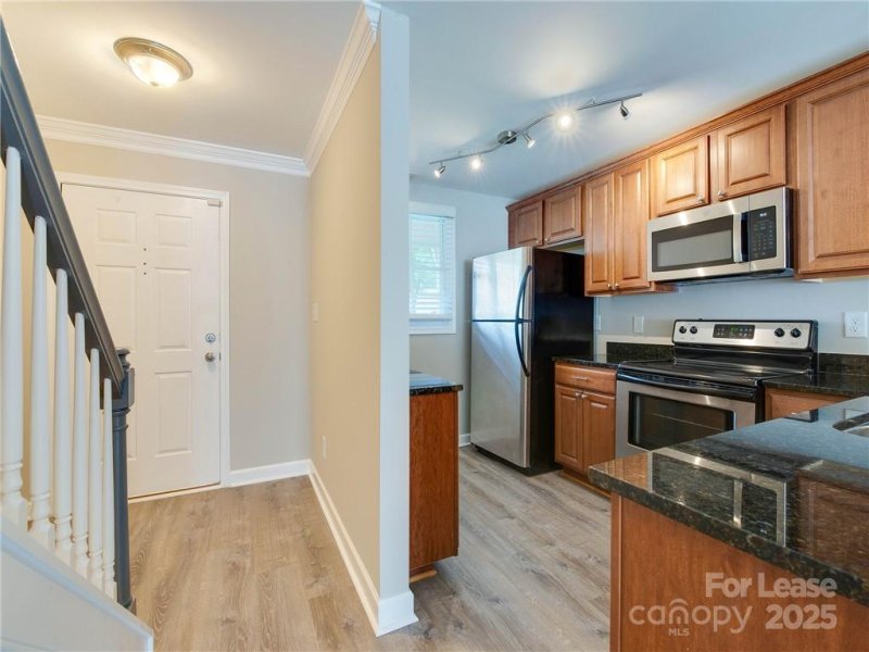 Property image 4 at 1344 Green Oaks Lane, Charlotte, NC 28205