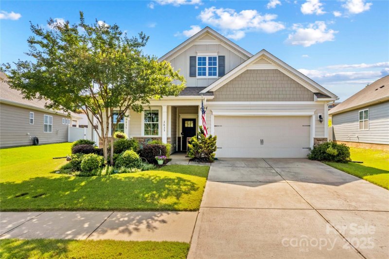 3835 Norman View Drive