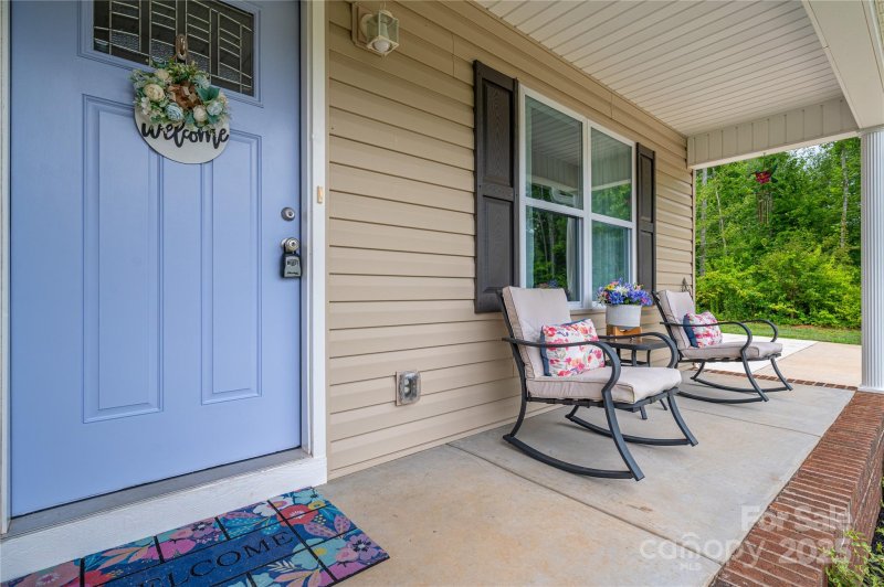 Property image 2 at 2921 Heavners Farm Court, Lincolnton, NC 28092