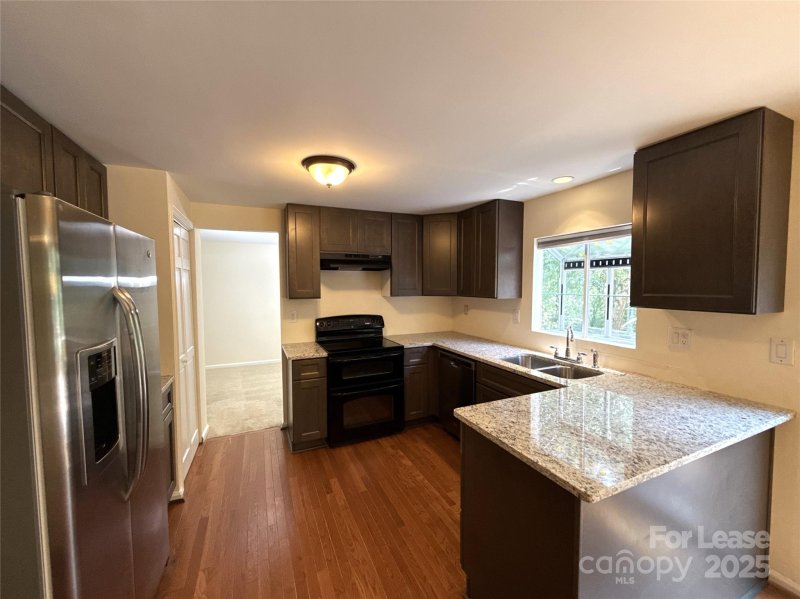 Property image 5 at 6616 Wannamaker Lane, Charlotte, NC 28226