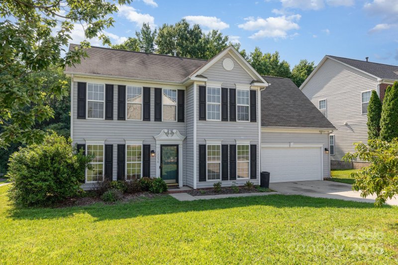 Property image 2 of 12250 Wallace Ridge Drive in Stoney Creek, Charlotte, NC 28269