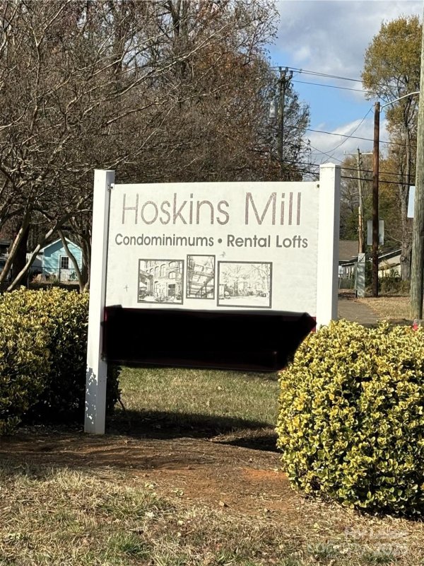 Property image 3 at 201 Hoskins Road, Charlotte, NC 28208