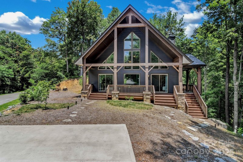 Property image 2 of 306 Feather Falls Trail in Catawba Falls Preserve, Black Mountain, NC 28711