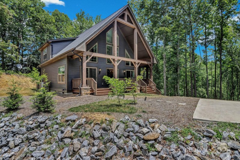 Property image 3 of 306 Feather Falls Trail in Catawba Falls Preserve, Black Mountain, NC 28711