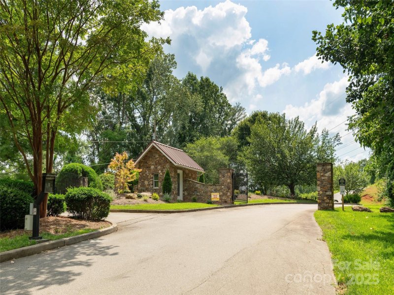Property image 2 of 64 Arabella Lane in Arabella Heights, Arden, NC 28704