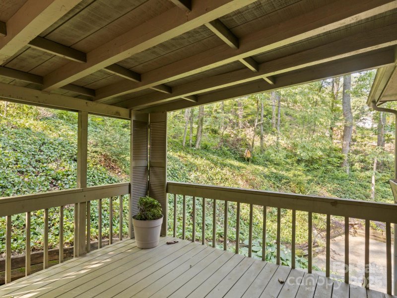 Property image 4 at 6 Wilderness Cove Road, Asheville, NC 28804