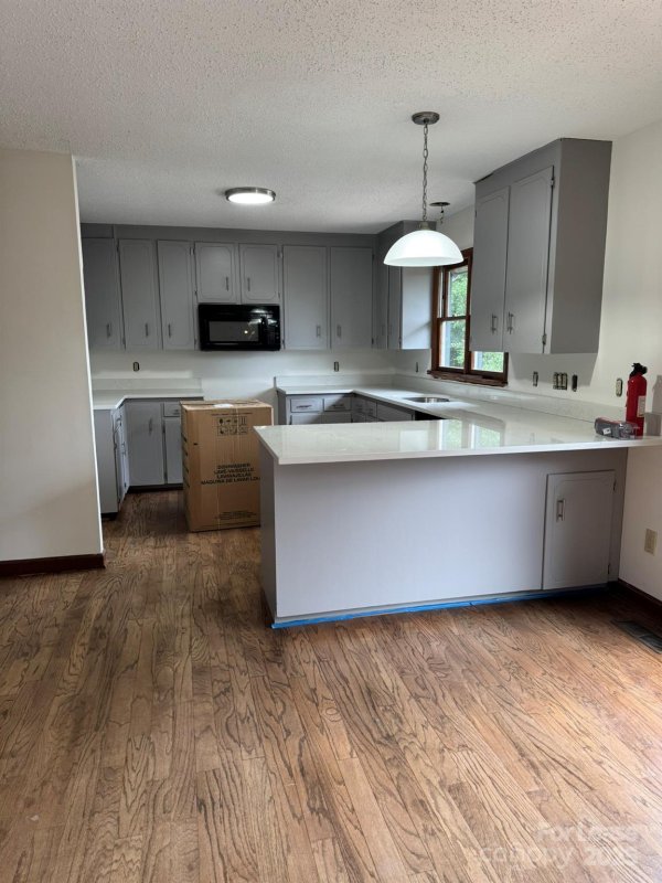 Property image 3 of 257 Ponderosa Circle in Lake Norman Bonanza, Mooresville, NC 28117