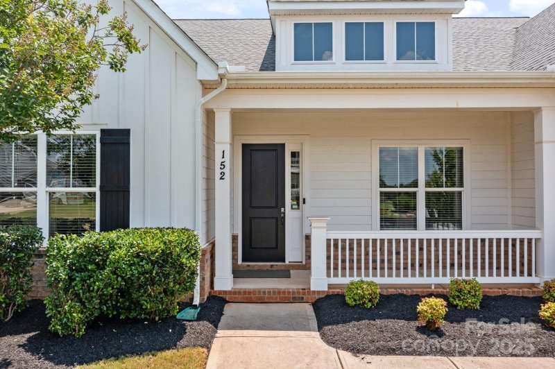 Property image 2 of 152 Riverstone Drive in Anniston, Davidson, NC 28036