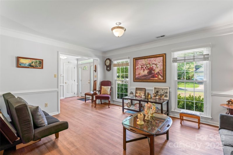 Property image 4 at 1109 Sunnyview Circle, Matthews, NC 28105