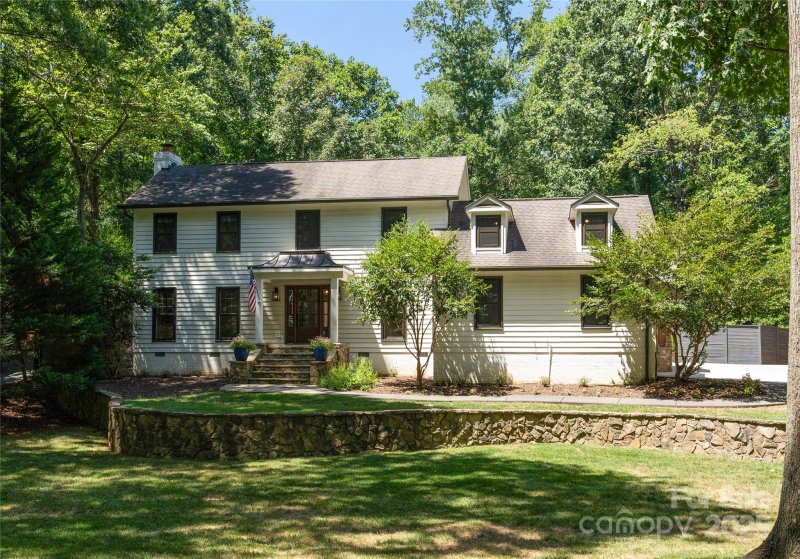 Property image 2 at 5609 Lancelot Drive, Charlotte, NC 28270