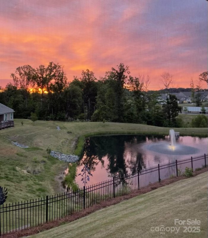 Property image 4 of 7337 Overjoyed Crossing in Cresswind, Charlotte, NC 28215