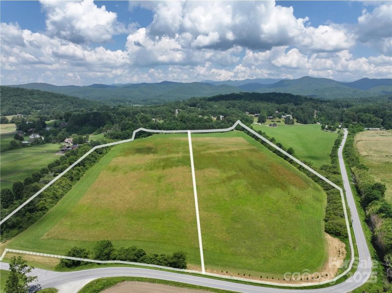 Property image 3 of Mini Farm 2 3 Tbd Coventry Drive in Chasewood, Brevard, NC 28712