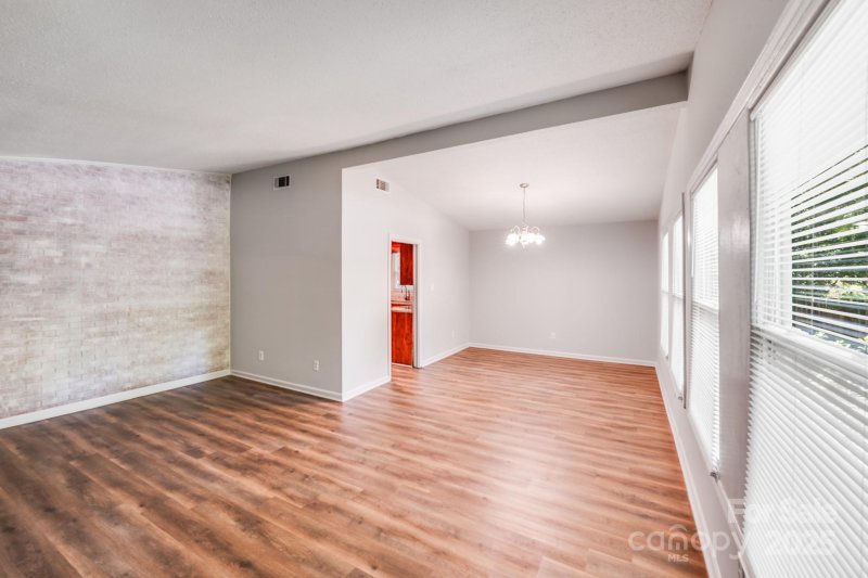 Property image 5 at 6513 Old Post Road, Charlotte, NC 28212