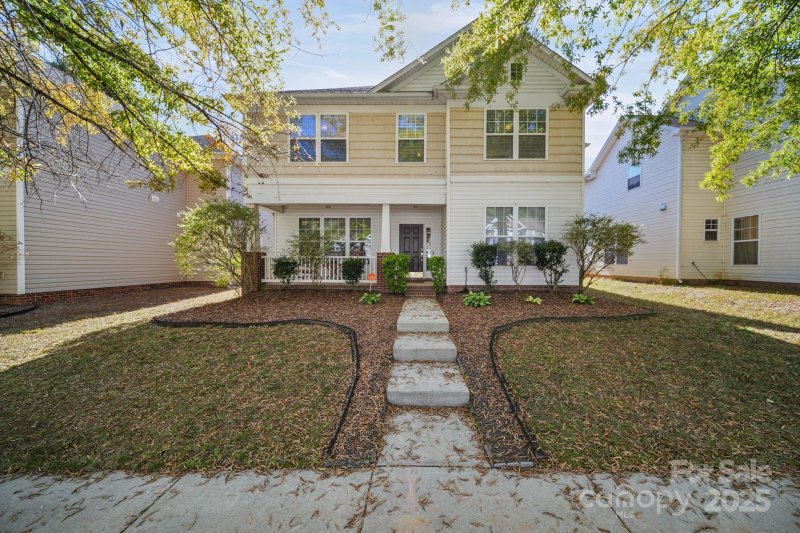 Property image 2 of 6010 Colonial Garden Drive in Carrington Ridge, Huntersville, NC 28078